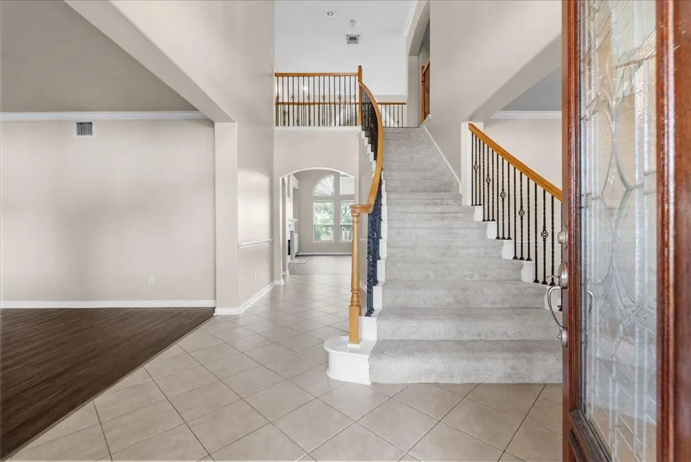 1618 Stoney Lake Drive Friendswood, TX 77546