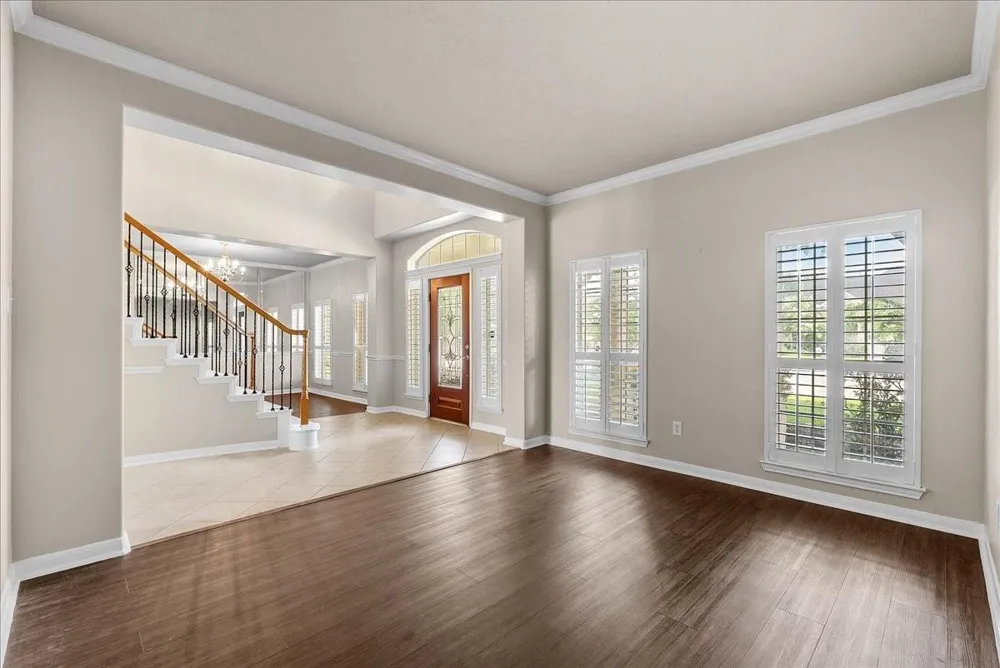 1618 Stoney Lake Drive Friendswood, TX 77546