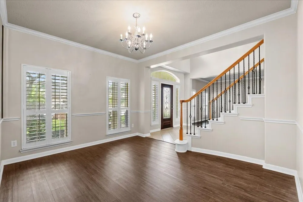 1618 Stoney Lake Drive Friendswood, TX 77546