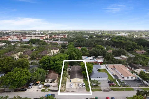 6125 SW 48th Court #3