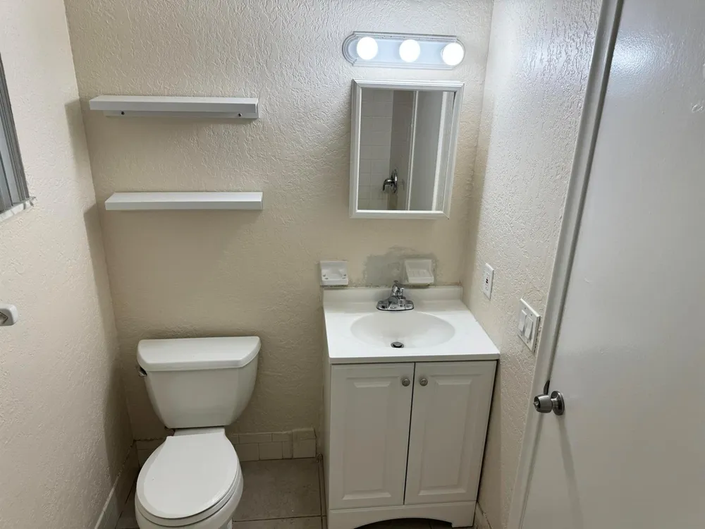 220 CROTON AVENUE #210 Lantana, FL 33462