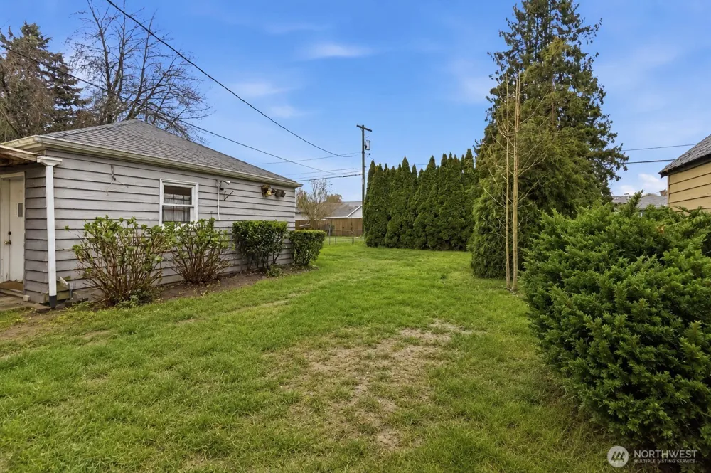 463 26th Avenue Longview, WA 98632