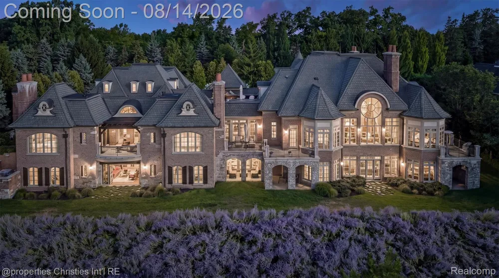 2756 Turtle Bluff Drive Bloomfield Charter Township, MI 48302