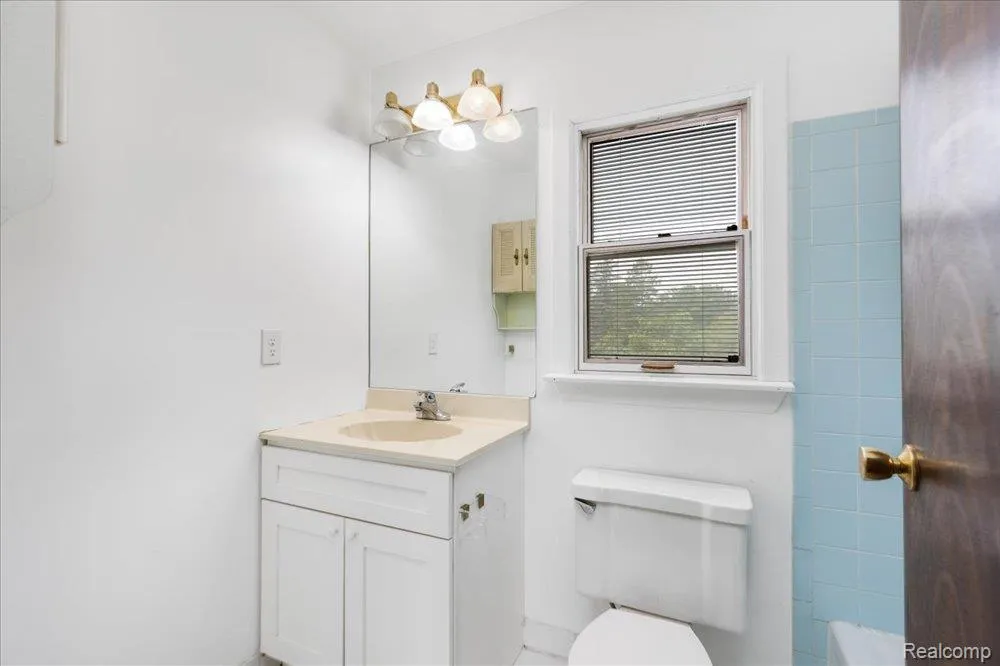 23067 Heatherbrae Way Novi City, MI 48375