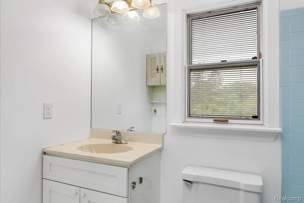 23067 Heatherbrae Way Novi City, MI 48375