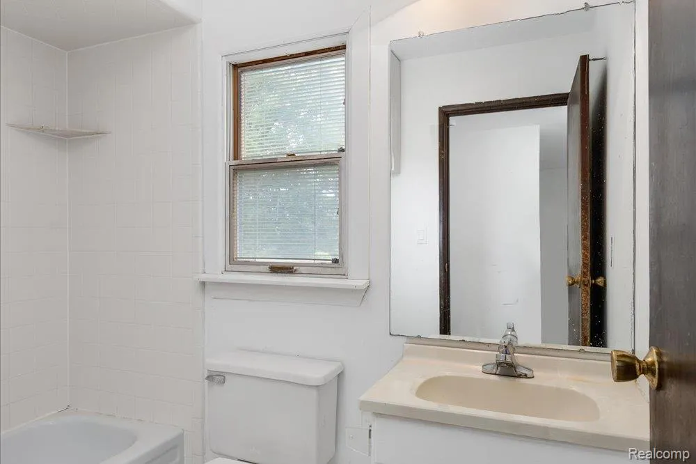 23067 Heatherbrae Way Novi City, MI 48375