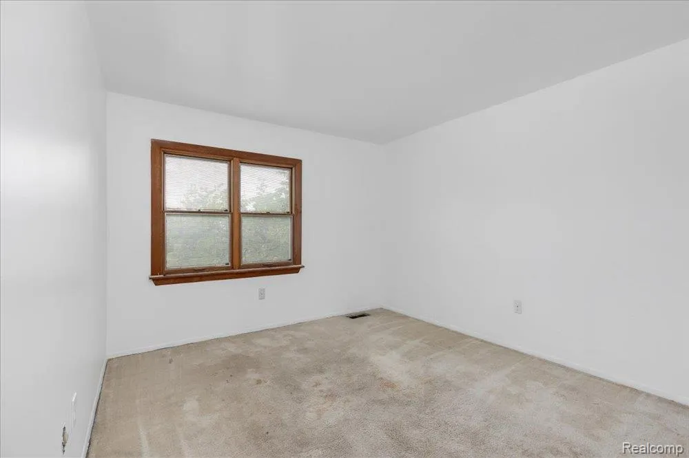 23067 Heatherbrae Way Novi City, MI 48375