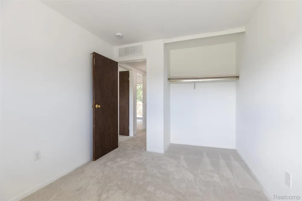 23067 Heatherbrae Way Novi City, MI 48375