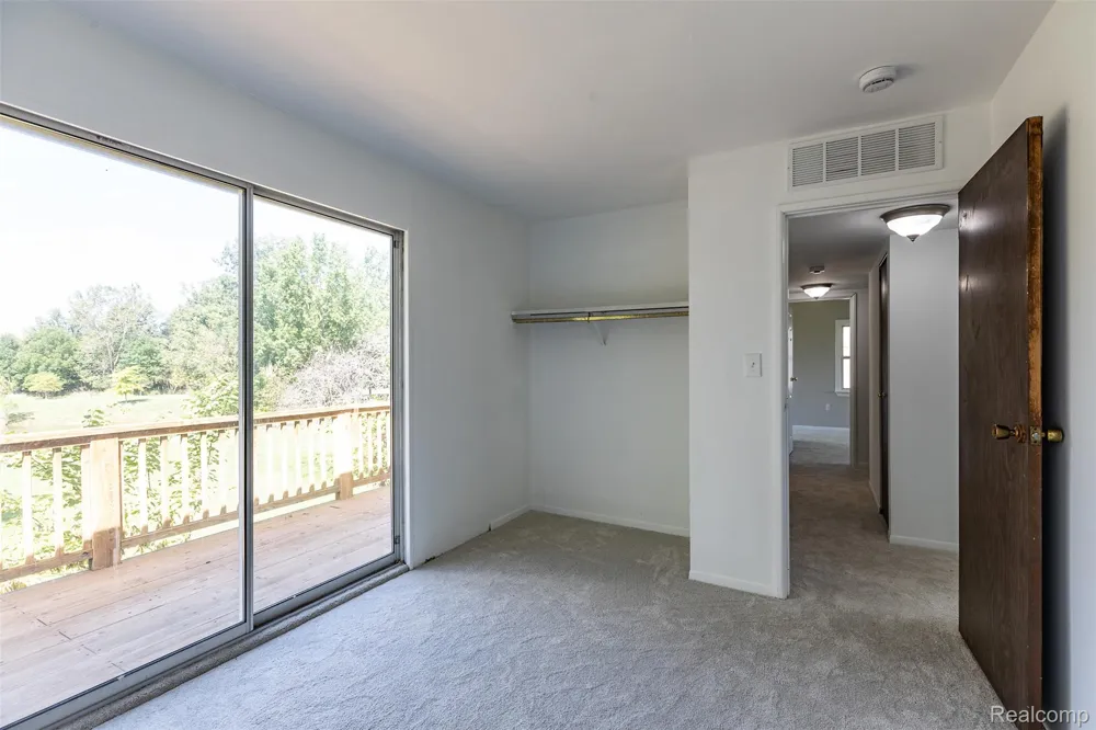 23067 Heatherbrae Way Novi City, MI 48375