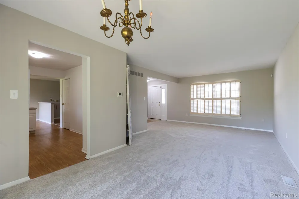 23067 Heatherbrae Way Novi City, MI 48375
