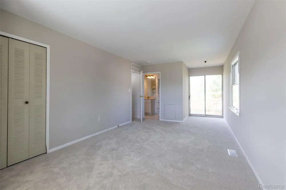23067 Heatherbrae Way Novi City, MI 48375