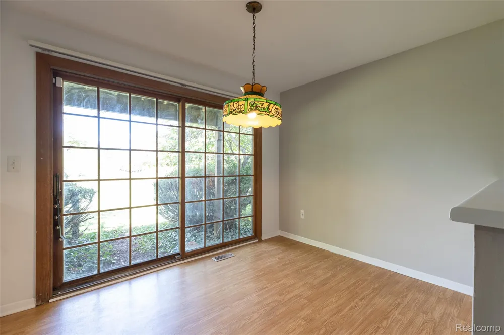 23067 Heatherbrae Way Novi City, MI 48375