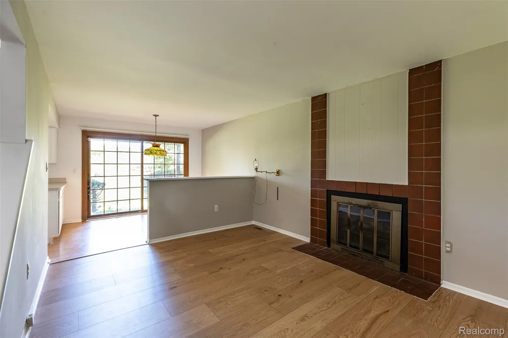 23067 Heatherbrae Way Novi City, MI 48375