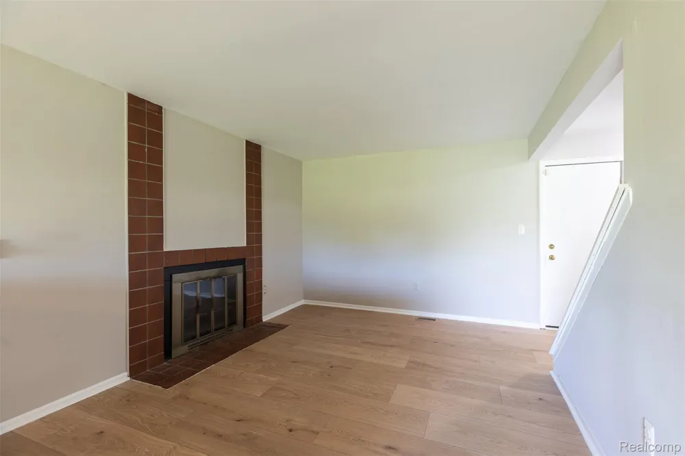 23067 Heatherbrae Way Novi City, MI 48375