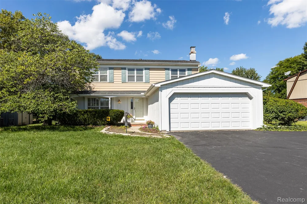23067 Heatherbrae Way Novi City, MI 48375
