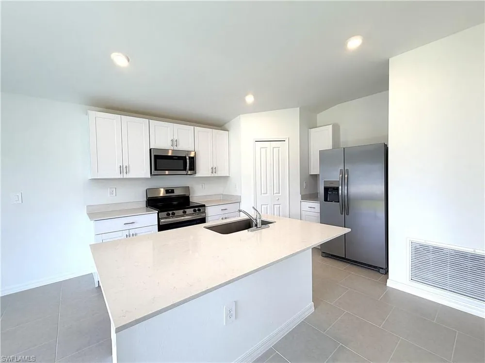 17216 Cantu Court North Fort Myers, FL 33917