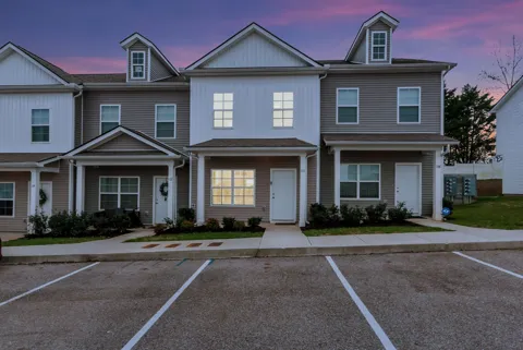 110 Kathryn Ct