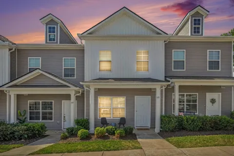 110 Kathryn Ct