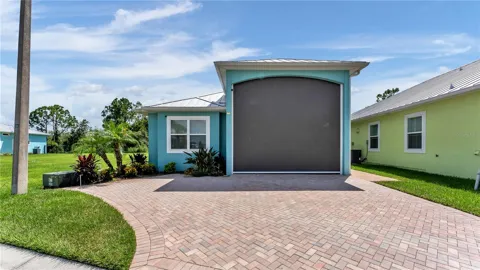 3220 FISH HAWK DRIVE