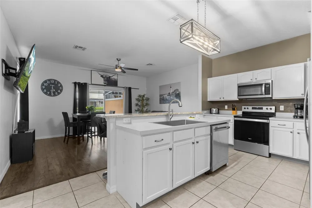 1717 RETREAT CIRCLE Clermont, FL 34714