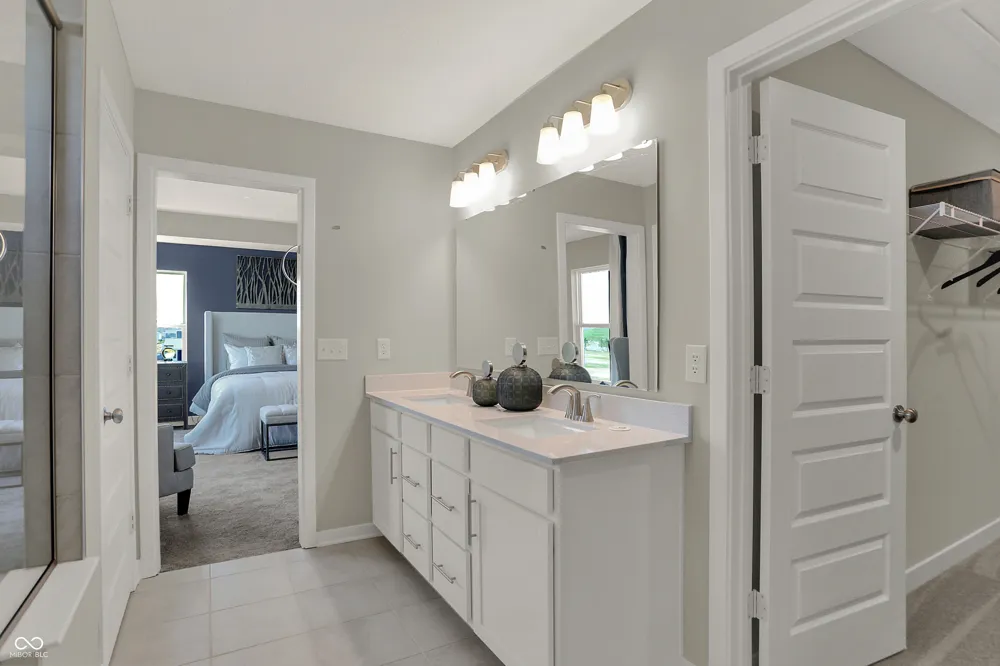 8559 Moyer Street East Fortville, IN 46040