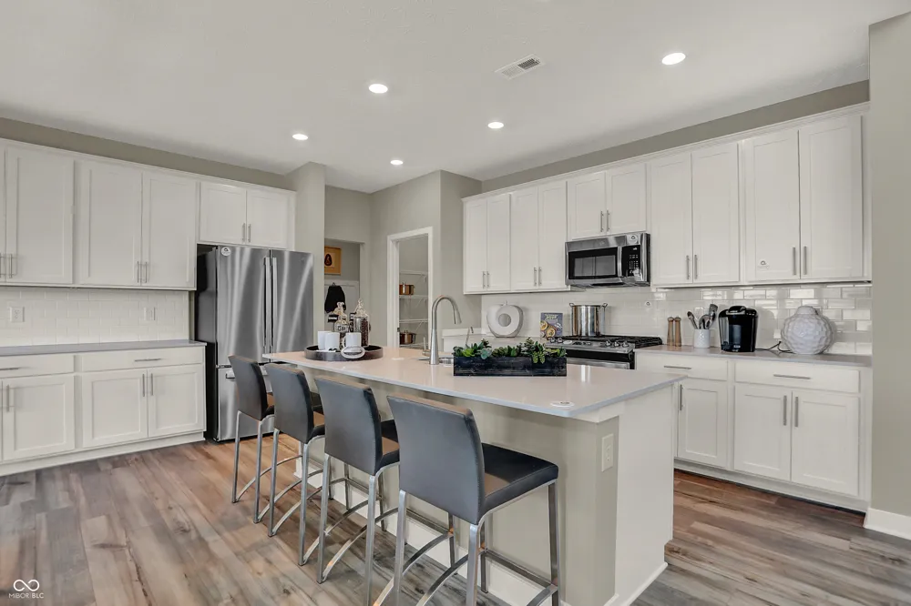8559 Moyer Street East Fortville, IN 46040