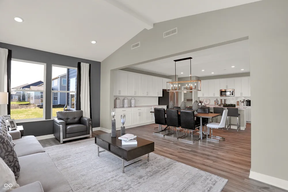 8559 Moyer Street East Fortville, IN 46040