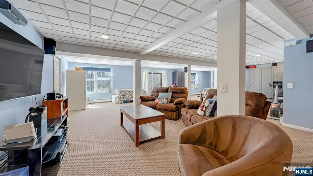 5656 Berkshire Valley Road Jefferson Township, NJ 07438