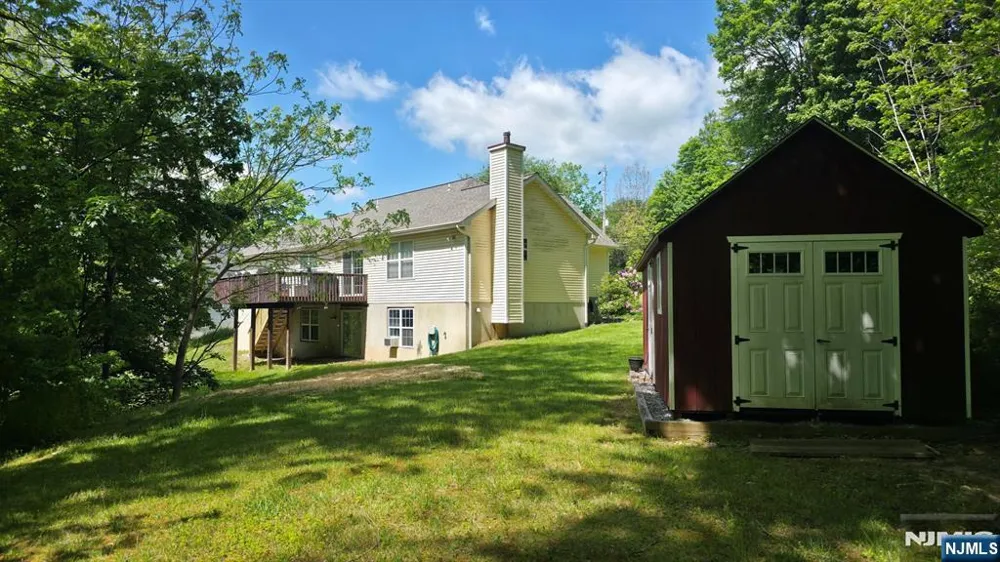5656 Berkshire Valley Road Jefferson Township, NJ 07438