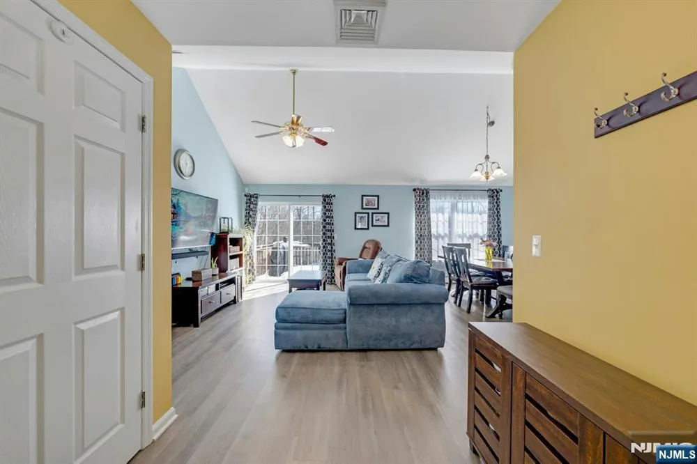 5656 Berkshire Valley Road Jefferson Township, NJ 07438