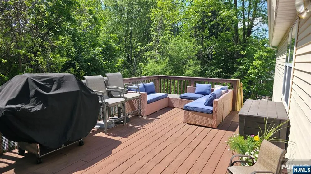 5656 Berkshire Valley Road Jefferson Township, NJ 07438