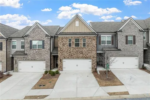 2502 Pearl Ridge Trace