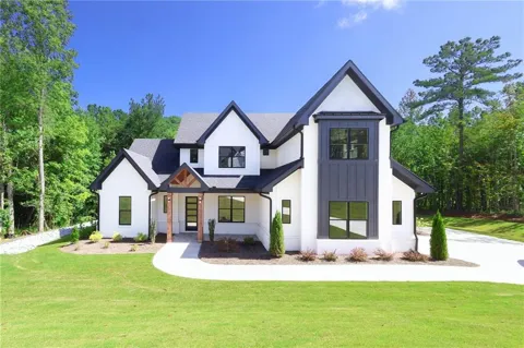 121 Forest Berry Court