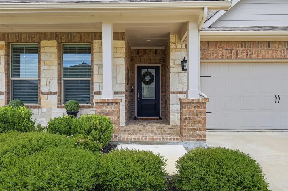 2424 Rooster Lane Northlake, TX 76247