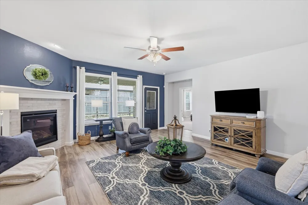 2424 Rooster Lane Northlake, TX 76247