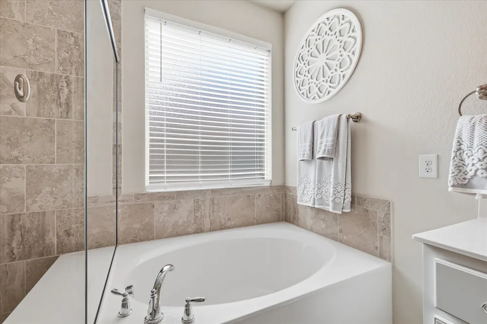 2424 Rooster Lane Northlake, TX 76247