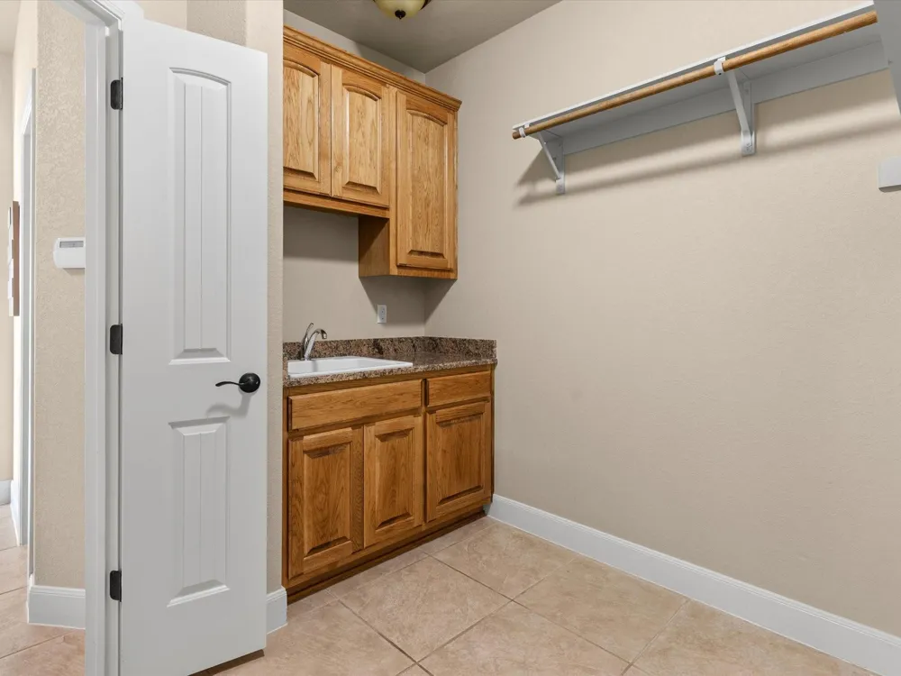192 Copper Ridge Drive La Vernia, TX 78121
