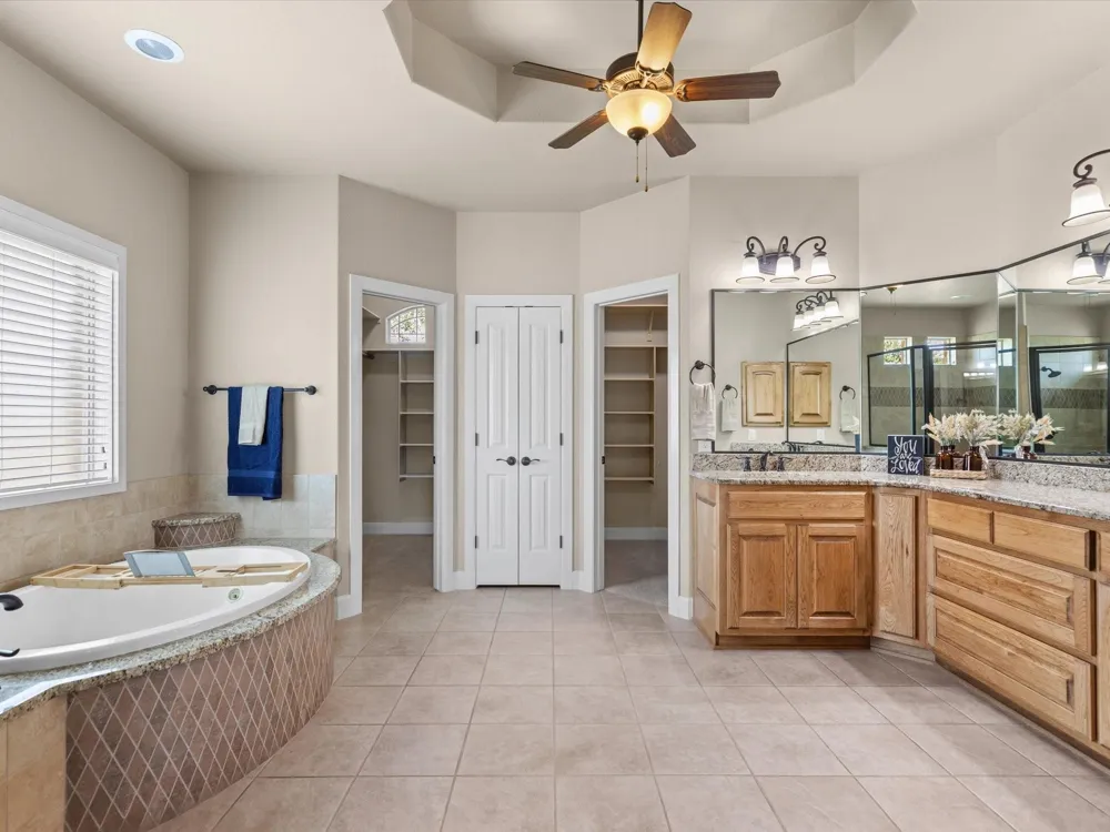 192 Copper Ridge Drive La Vernia, TX 78121
