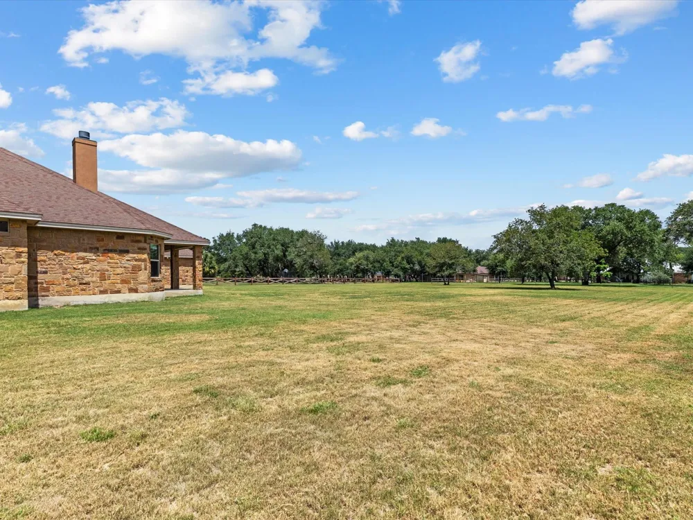 192 Copper Ridge Drive La Vernia, TX 78121