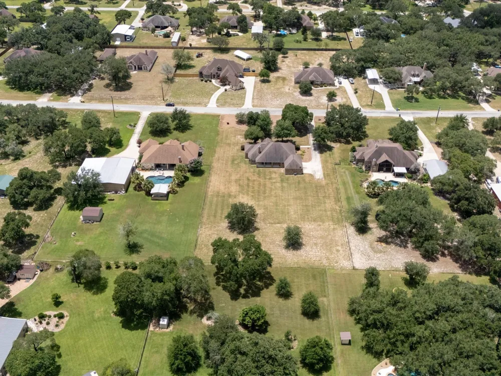 192 Copper Ridge Drive La Vernia, TX 78121