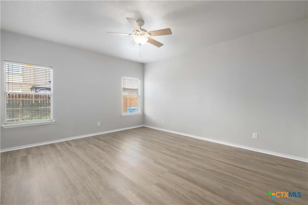 120 Clapboard Run Cibolo, TX 78108