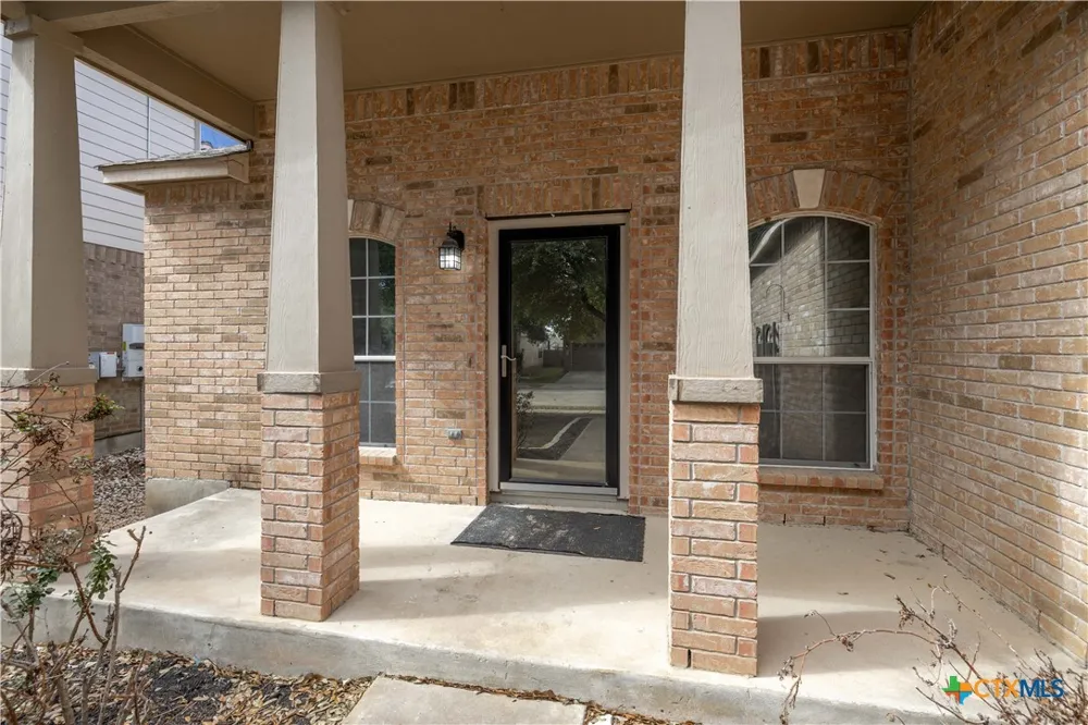 120 Clapboard Run Cibolo, TX 78108