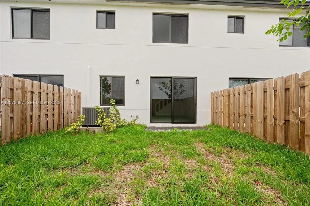 19114 SW 345th Ter #19114 Florida City, FL 33034