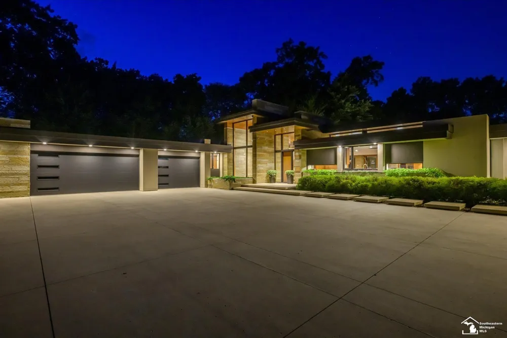 4220 Renshaw Run Bedford Township, MI 48144