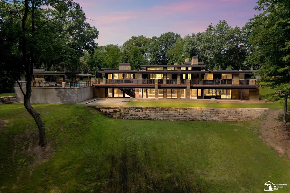 4220 Renshaw Run Bedford Township, MI 48144