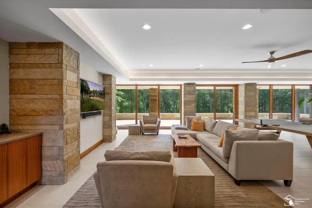 4220 Renshaw Run Bedford Township, MI 48144