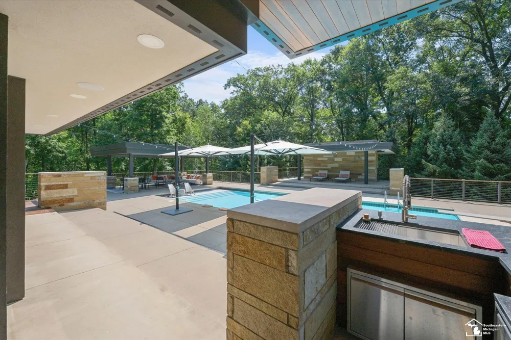 4220 Renshaw Run Bedford Township, MI 48144