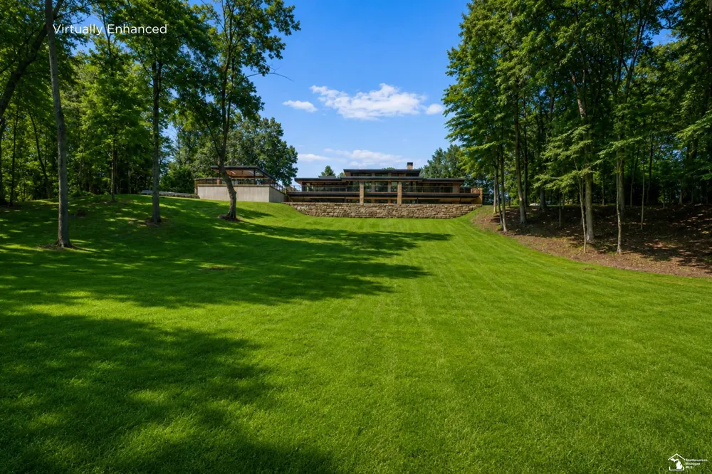 4220 Renshaw Run Bedford Township, MI 48144