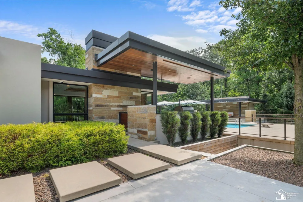 4220 Renshaw Run Bedford Township, MI 48144