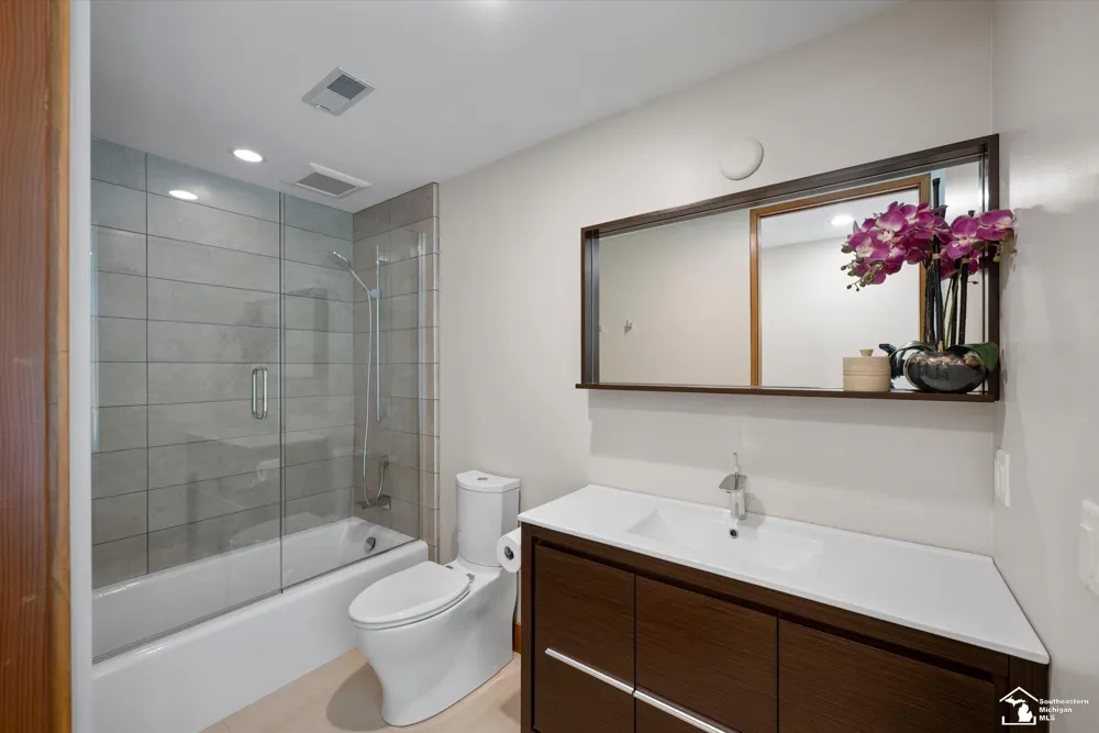 4220 Renshaw Run Bedford Township, MI 48144